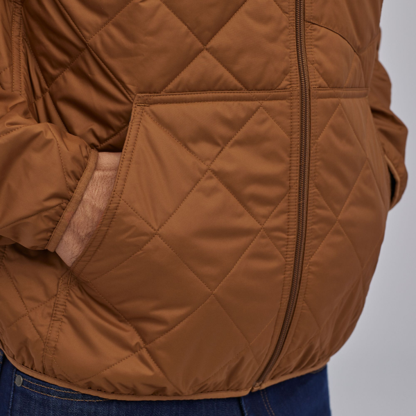 Patagonia Diamond Quilted Bomber Hoody 27610 EWBN Model Pocket Patagonia Diamond Quilted Bomber Hoody 27610 EWBN Model Pocket